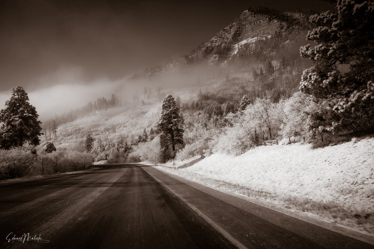 Black and White, Colorado